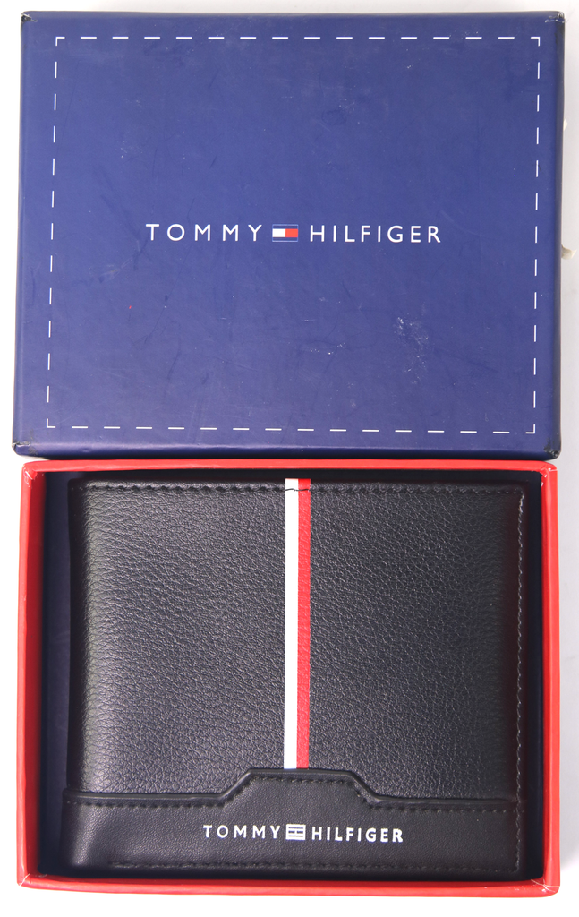 Tommy Hilfiger Bifold Wallet-14