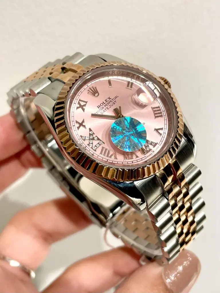  Rolex Datejust in Everose Rolesor with a pink -39