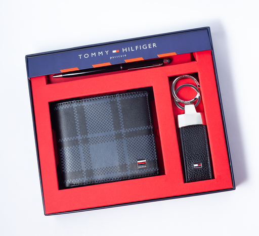 [Tommy Hilfiger Set of Wallet , and Keychain-30] Tommy Hilfiger Set of Wallet , and Keychain-30